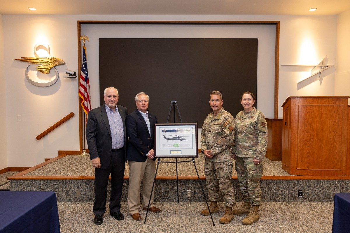 From left to right David Morgan, Director Air Force Business Development, Greg Hames, Director Army and Air Force Programs, Colonel Shawn Fitzgerald, Commander of the 106 Rescue Wing, NY Air National Guard, and Maj Gen Denise Donnell, Assistant Adjutant General and Commander, New York Air National Guard.  Photo courtesy Sikorsky, a Lockheed Martin company.